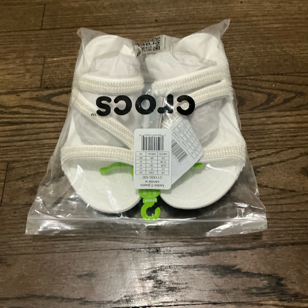 CROCS White Sandals Classic Style